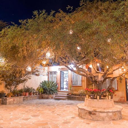 Hotel Casa Del Arbol Берналь Экстерьер фото