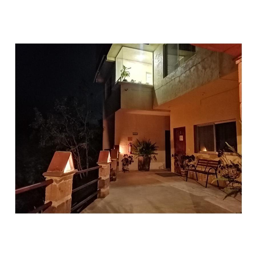 Hotel Casa Del Arbol Берналь Экстерьер фото