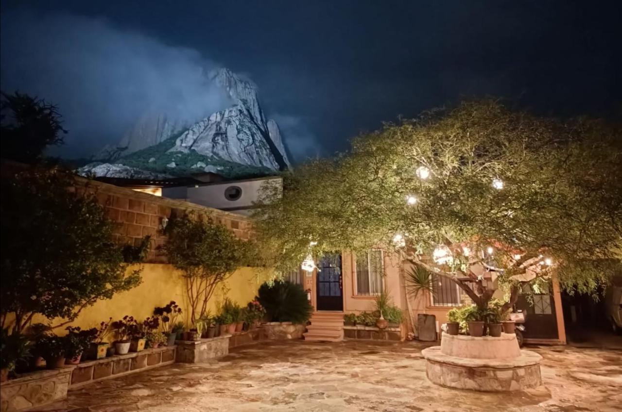 Hotel Casa Del Arbol Берналь Экстерьер фото