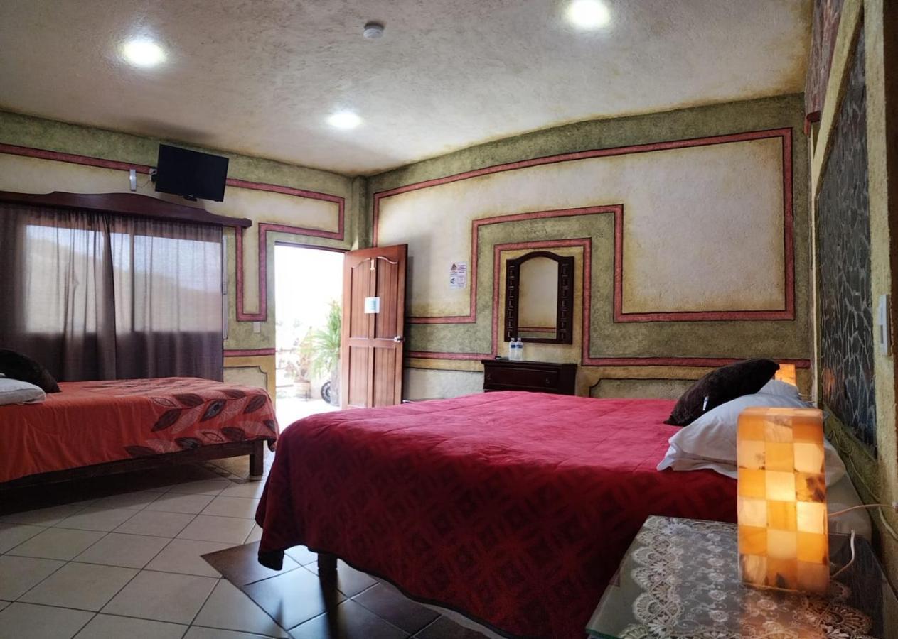 Hotel Casa Del Arbol Берналь Экстерьер фото